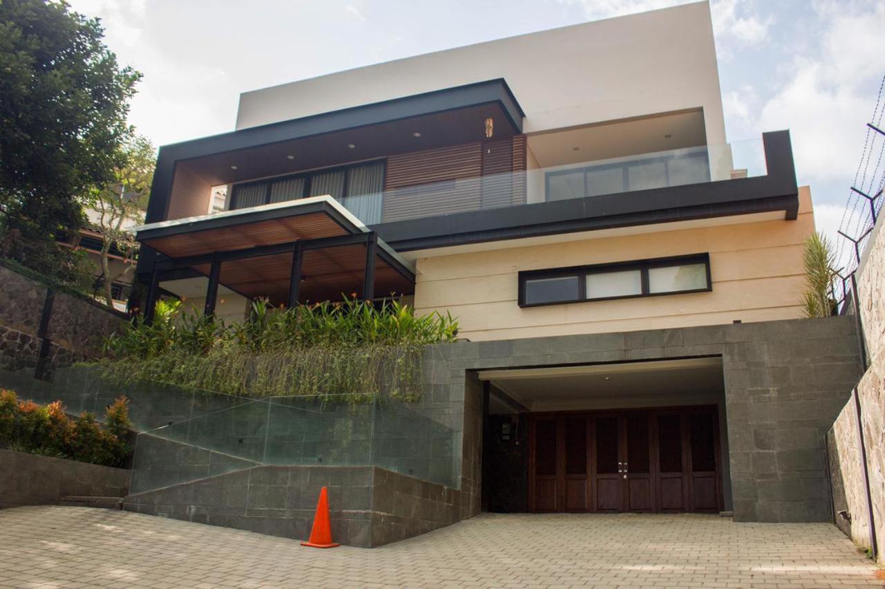 Villa Dago Pakar Бандунг Екстериор снимка