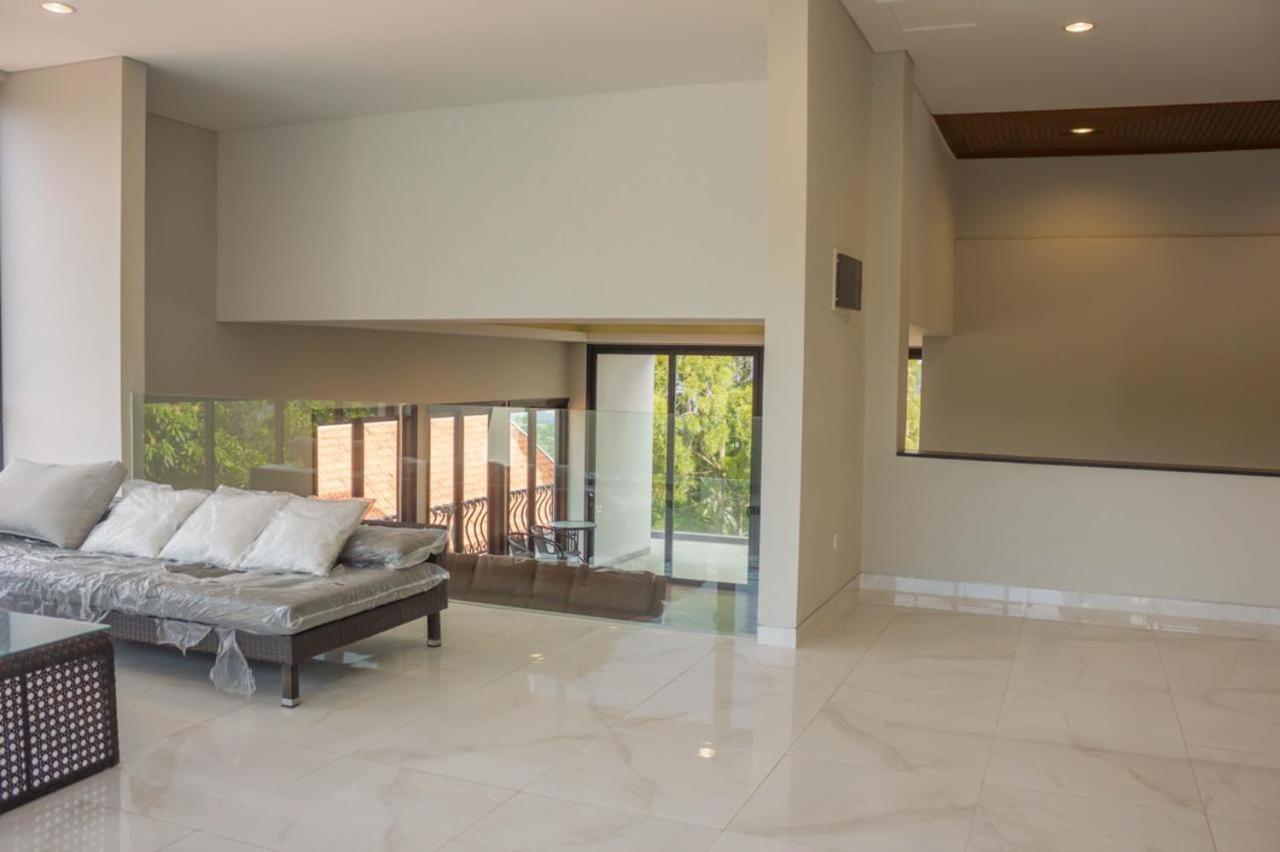 Villa Dago Pakar Бандунг Екстериор снимка